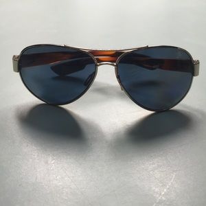 Women’s costa Del Mar sun glasses